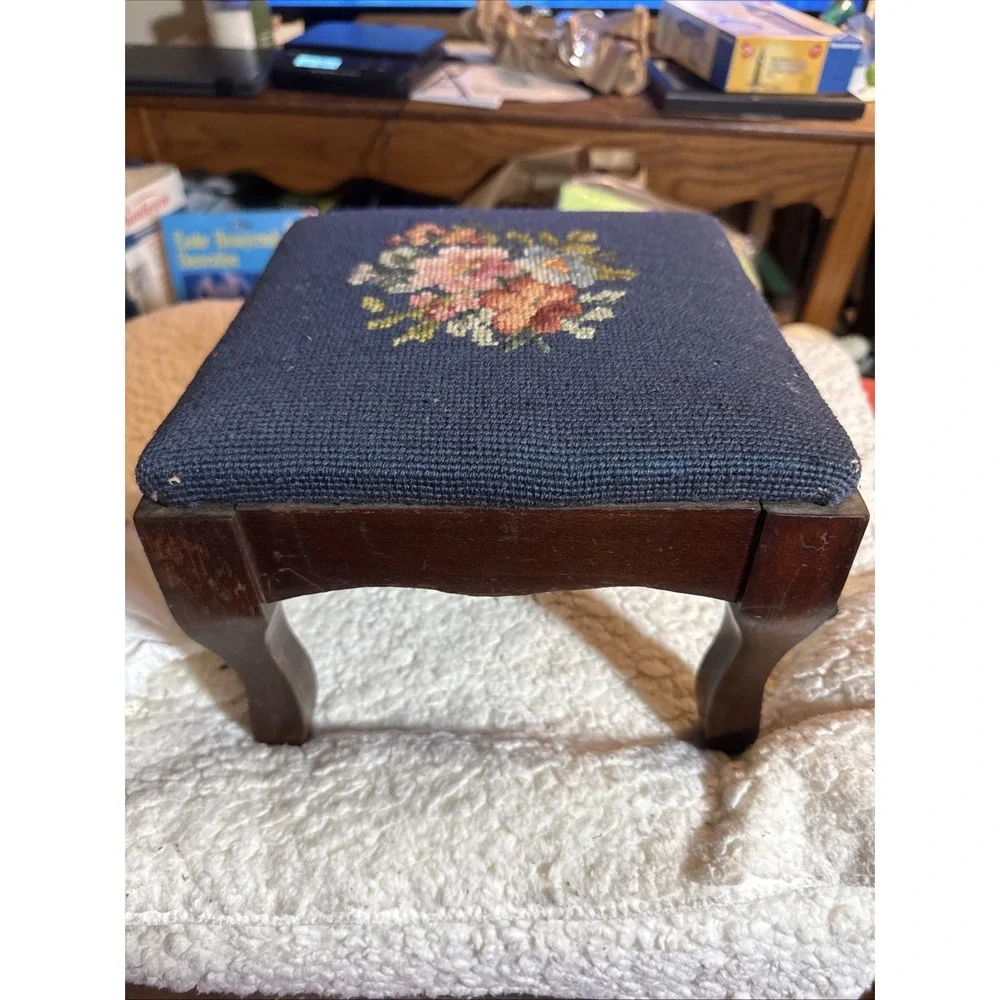 Vtg Floral Needlepoint Footstool Square Victorian Flowers
